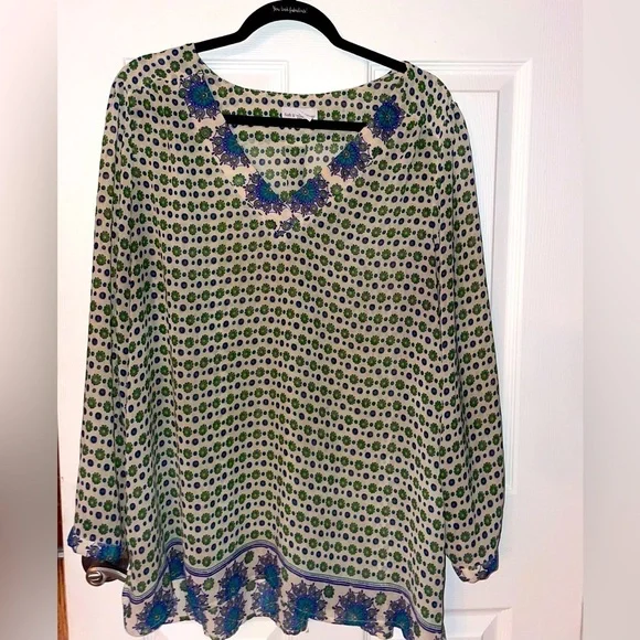 Soft Surroundings Multicolor Floral Long Sleeve lightweight V neck Top XL - Picture 1 of 3